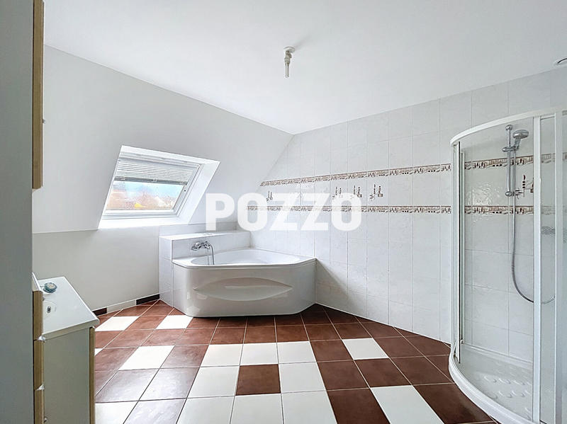 Maison - 136 m² - 5 pièces