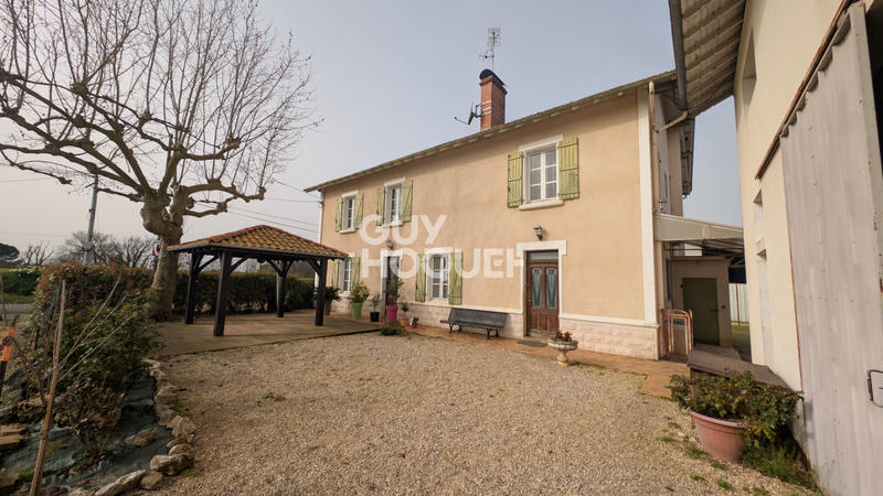 Maison - 223 m² - 10 pièces