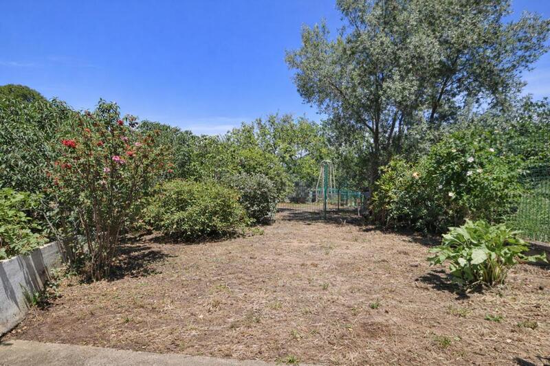 Maison - 182 m² - 8 pièces