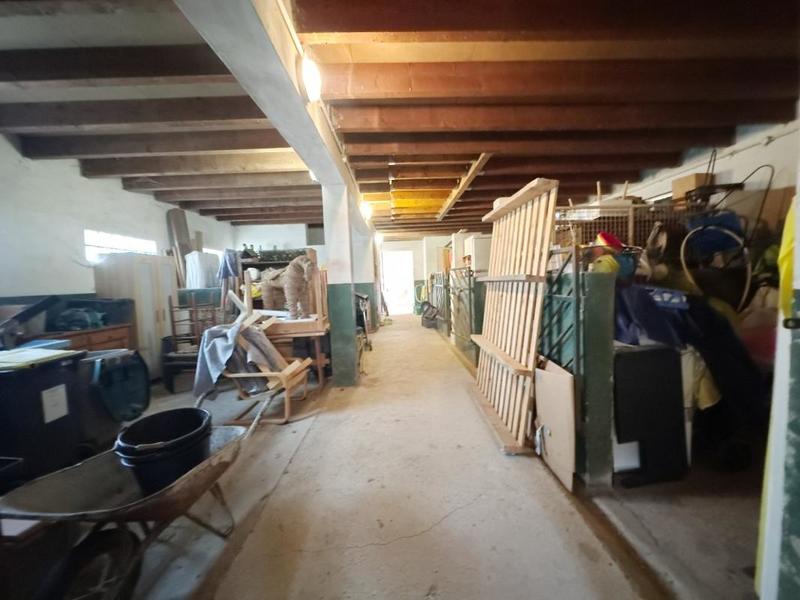 Propriété - 270 m² - 3 pièces