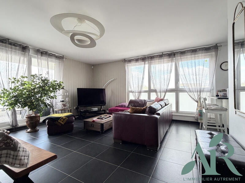 Appartement - 106 m² - 5 pièces