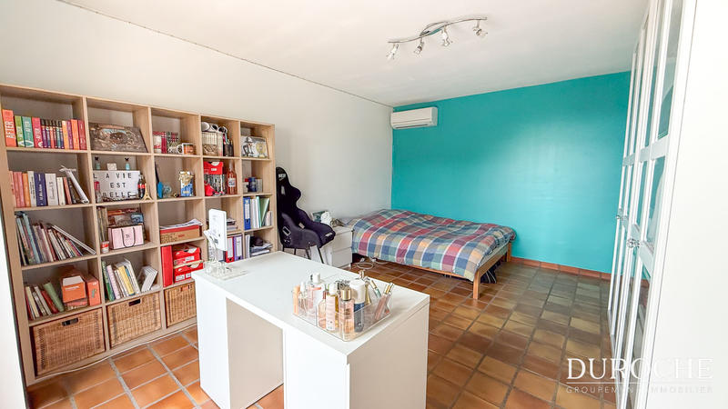 Maison - 166 m² - 5 pièces