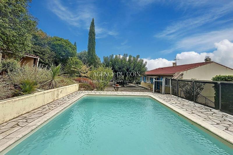 Maison - 94 m² - 4 pièces