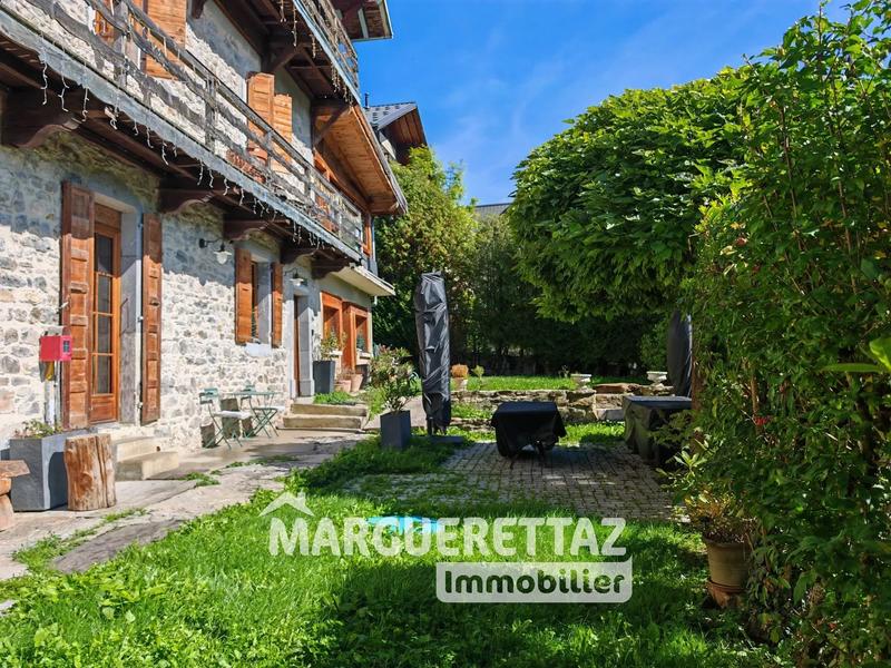 Gîte - 547 m² - 17 pièces