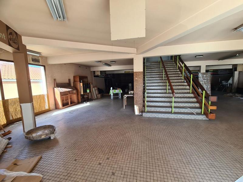 Immeuble - 1 200 m² - 1 pièce