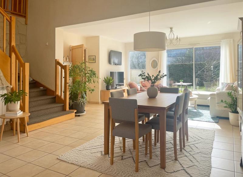 Maison - 151 m² - 5 pièces