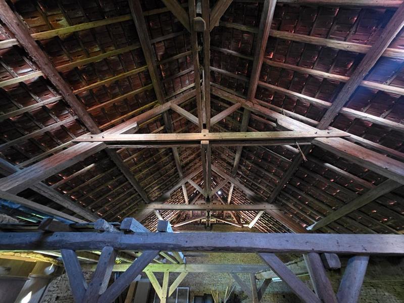 Maison - 270 m² - 1 pièce