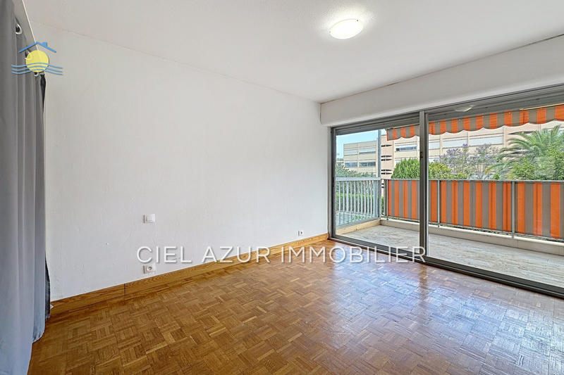 Appartement - 75 m² - 4 pièces