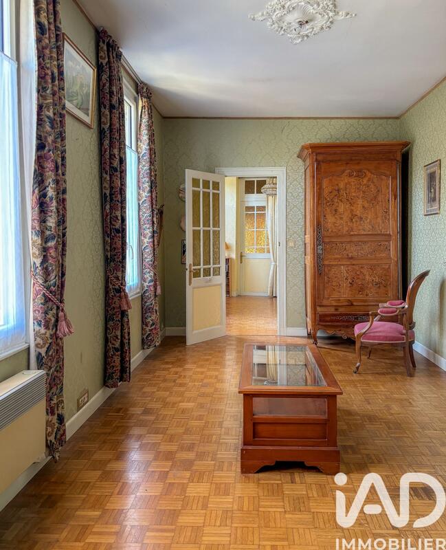 Maison de ville - 193 m² - 7 pièces