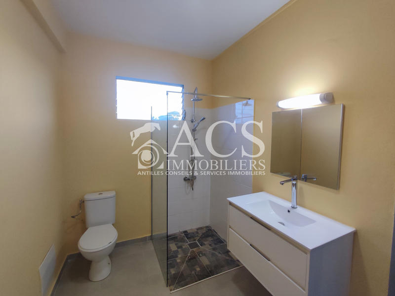 Appartement - 70 m² - 4 pièces