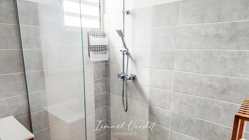 Maison - 188 m² - 6 pièces