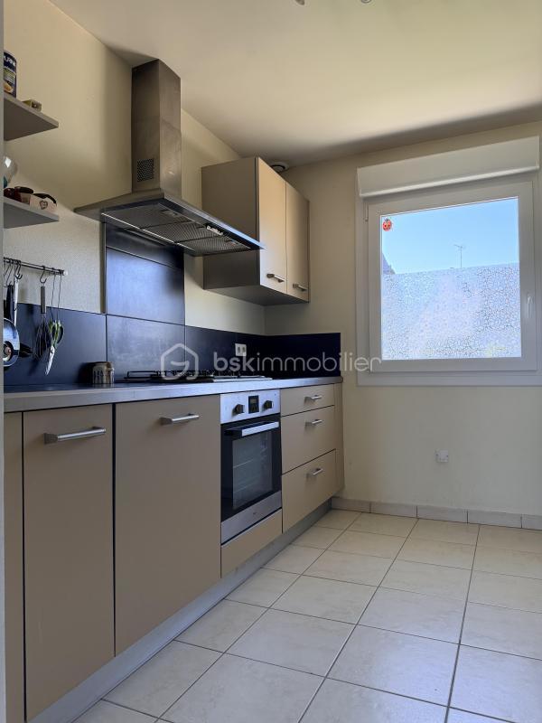 Maison traditionnelle - 87 m² - 4 pièces