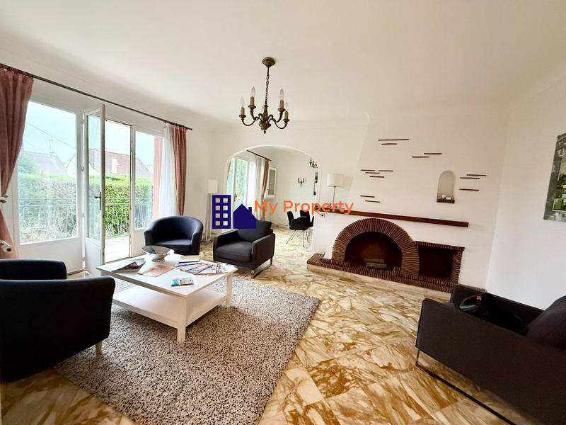 Villa - 196 m² - 7 pièces