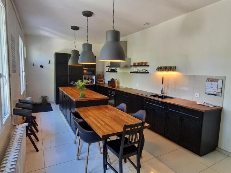 Maison - 236 m² - 6 pièces