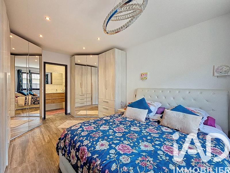 Maison - 160 m² - 6 pièces