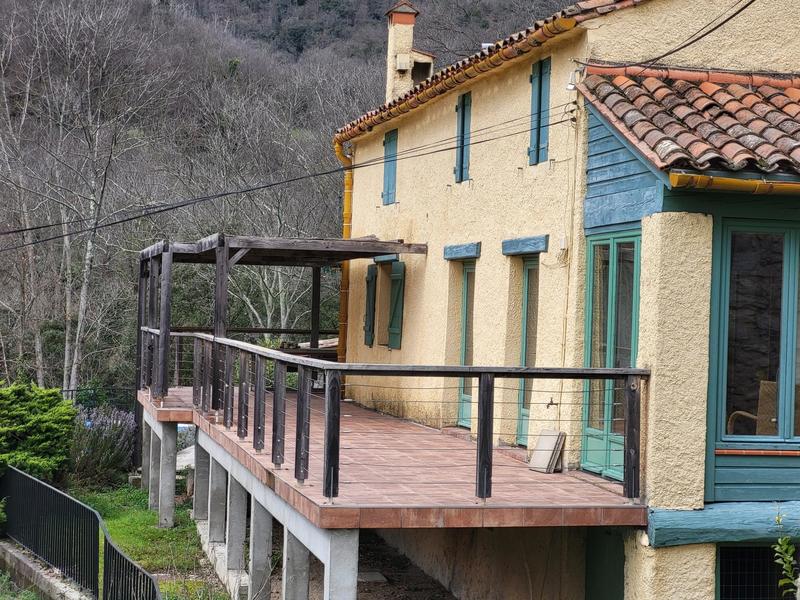 Maison - 360 m² - 11 pièces