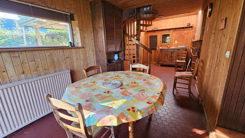 Maison - 166 m² - 8 pièces