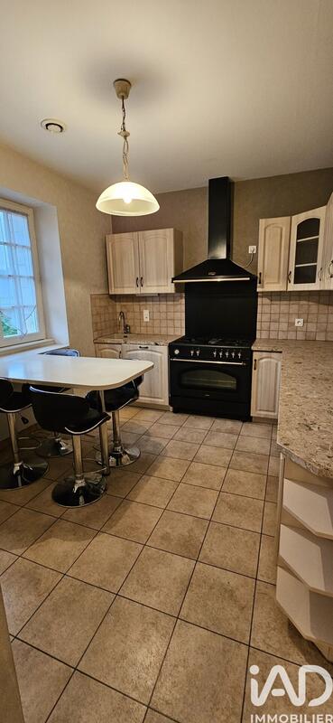 Maison - 102 m² - 5 pièces