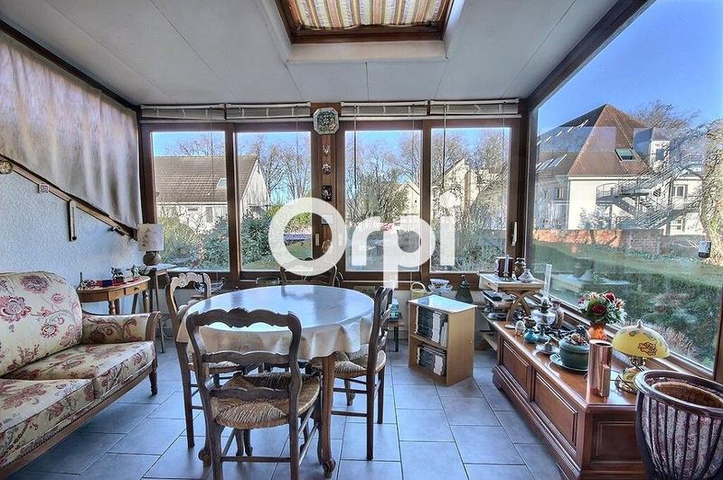 Maison traditionnelle - 146 m² - 5 pièces