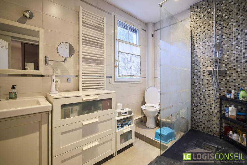 Maison - 107 m² - 4 pièces