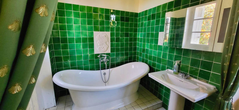 Maison - 365 m² - 10 pièces