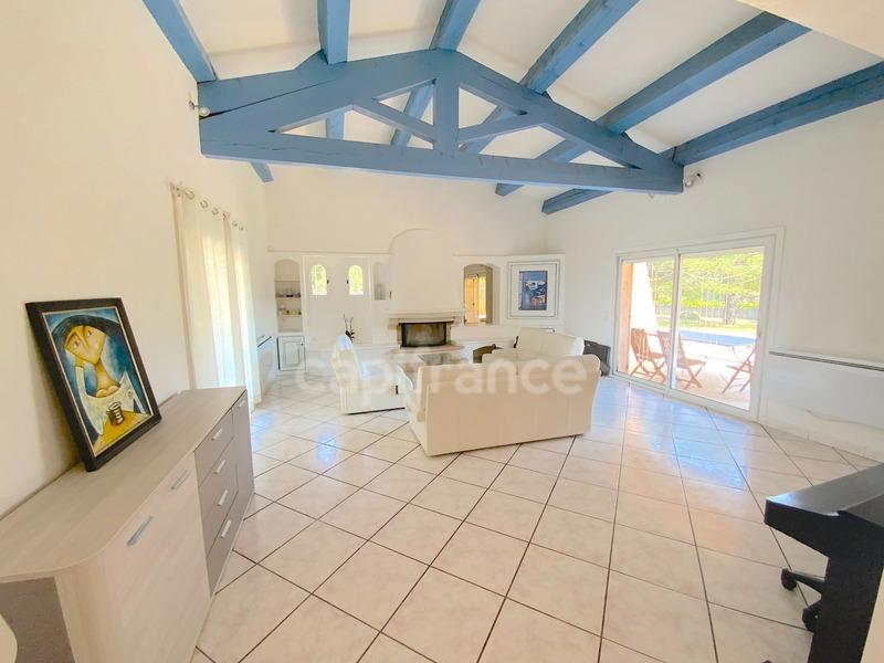 Maison - 151 m² - 6 pièces