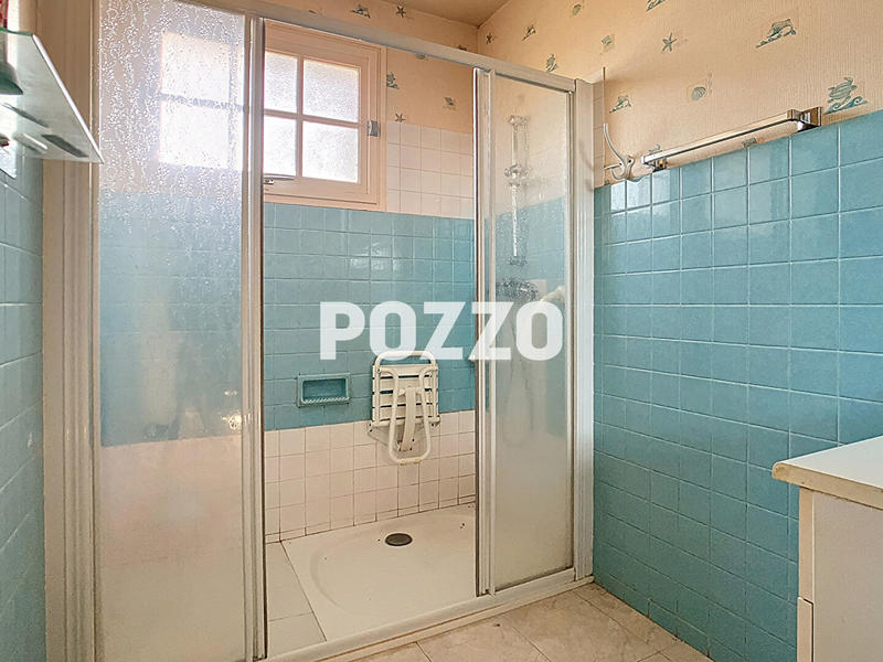 Maison - 104 m² - 6 pièces