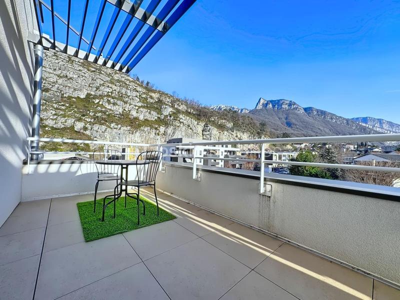 Appartement - 81 m² - 4 pièces