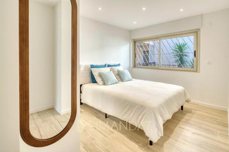 Appartement - 95 m² - 4 pièces