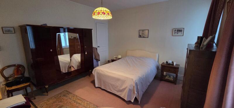 Maison - 99 m² - 5 pièces