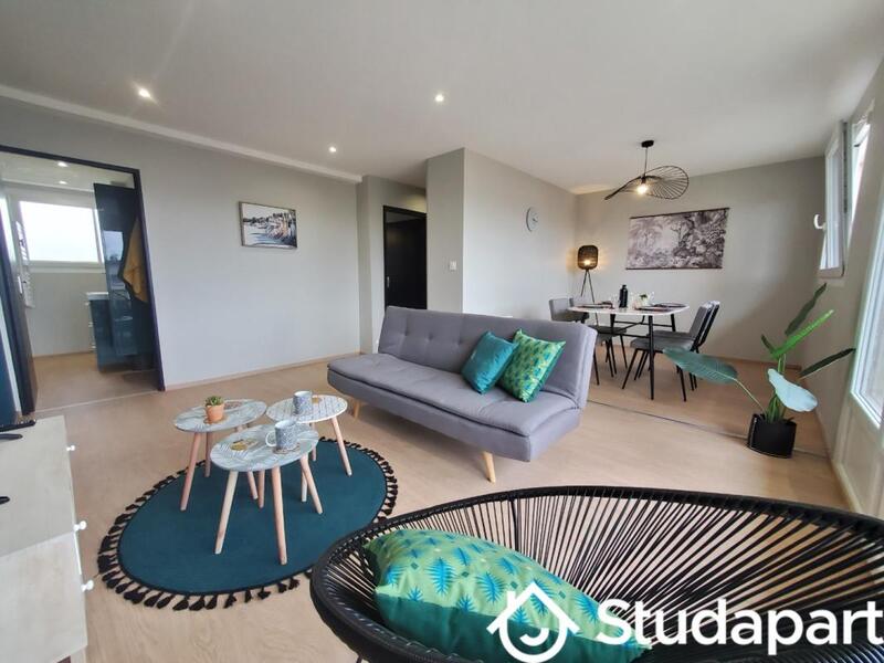 Chambre - 10 m² - 1 pièce