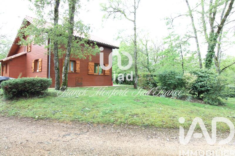 Maison - 90 m² - 5 pièces