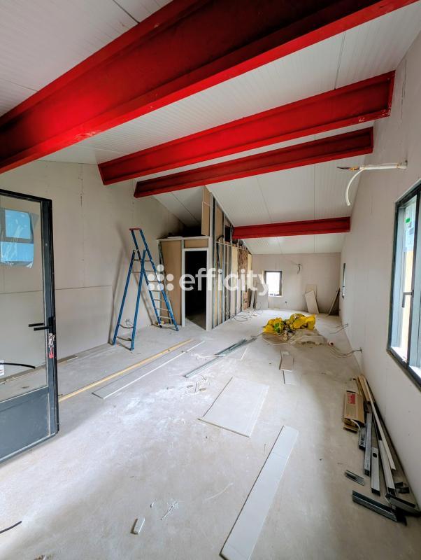 Maison - 250 m² - 7 pièces