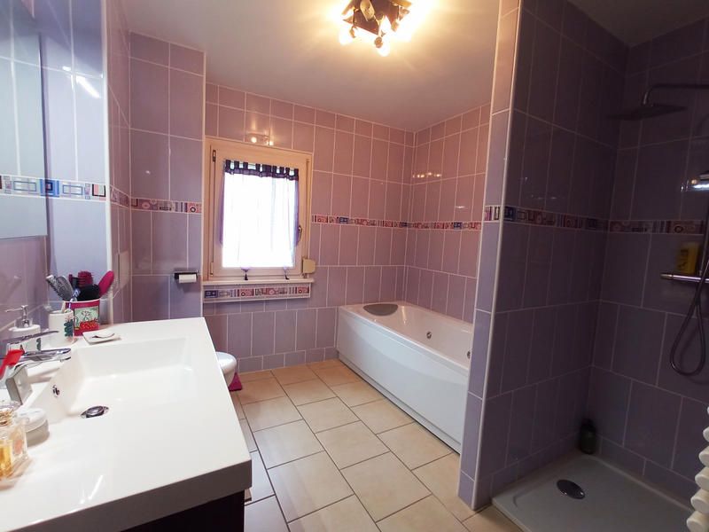 Maison - 124 m² - 7 pièces