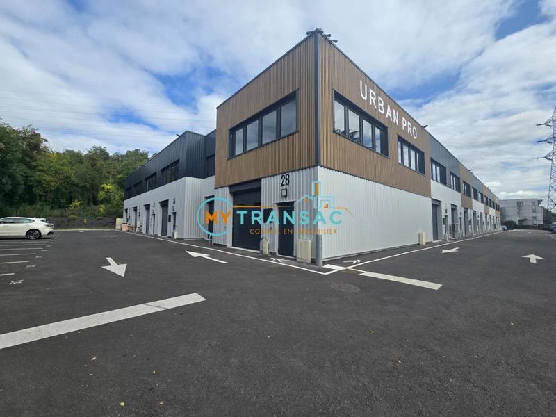 Entrepôt - 160 m²