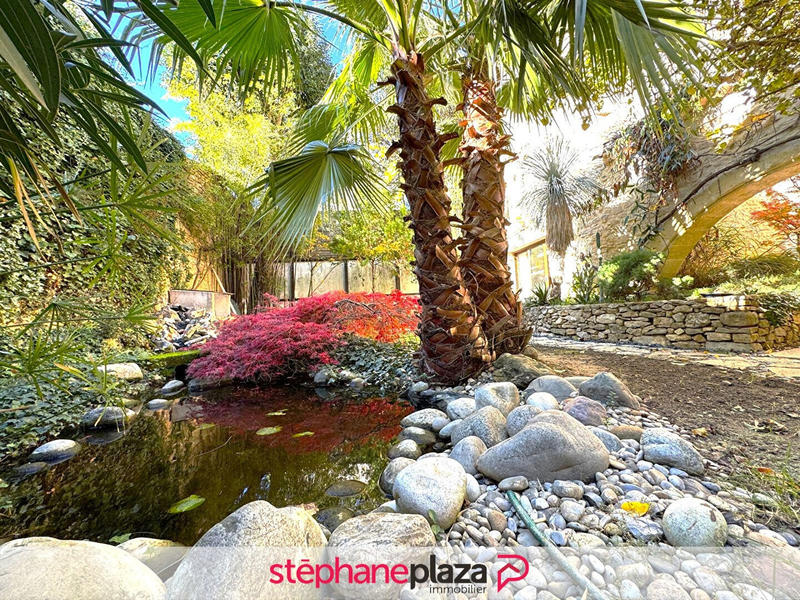 Maison - 274 m² - 10 pièces