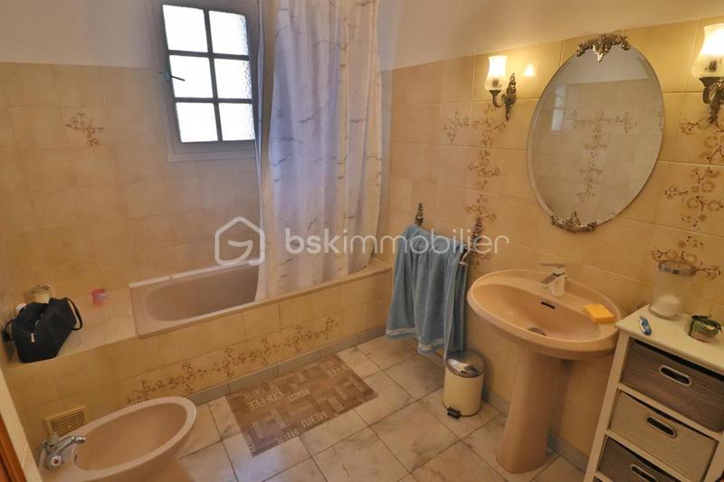 Villa - 112 m² - 5 pièces