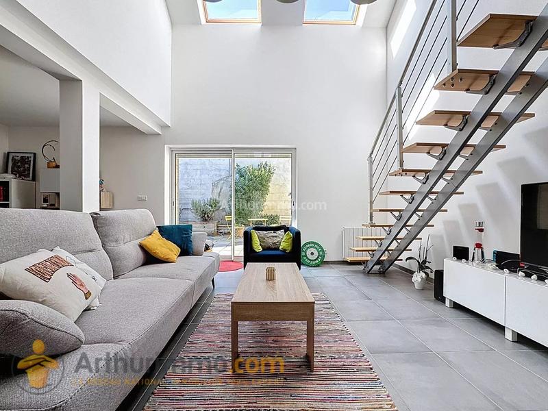 Maison - 141 m² - 6 pièces