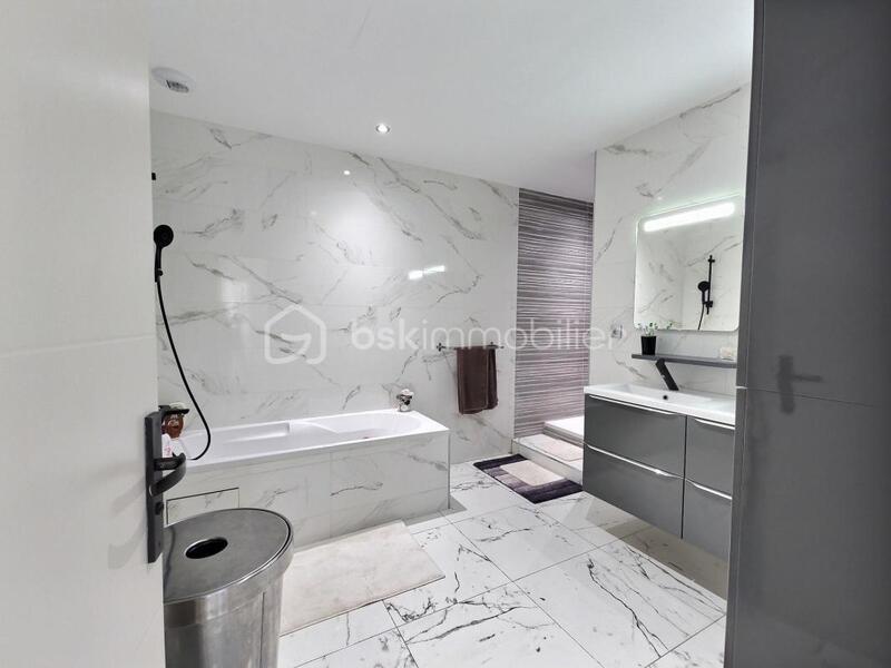 Maison - 131 m² - 4 pièces