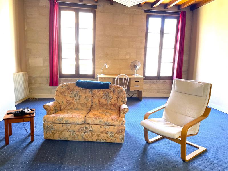 Maison - 215 m² - 9 pièces