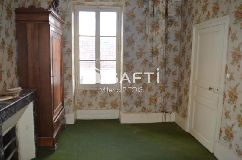 Maison - 180 m² - 8 pièces