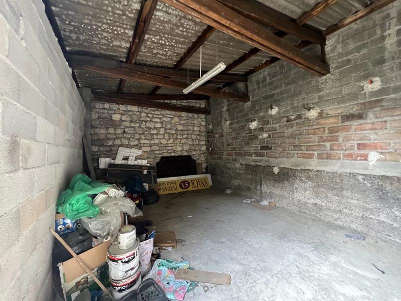 Immeuble - 180 m² - 7 pièces