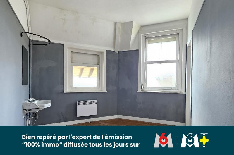Maison - 296 m² - 16 pièces