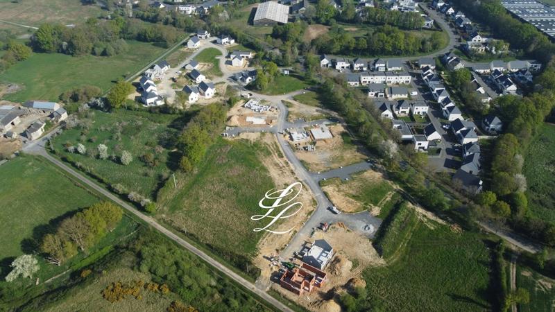 Terrain de lotissements - 466 m²