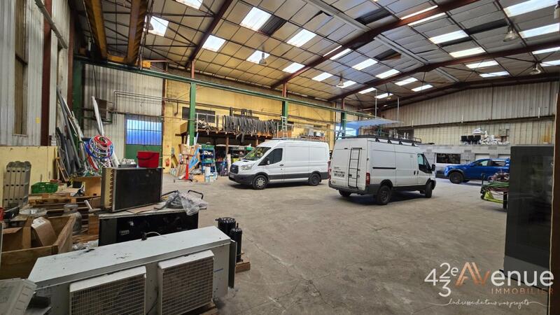 Local commercial - 581 m²