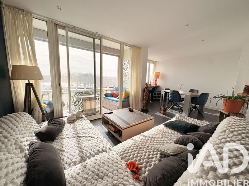 Appartement - 82 m² - 3 pièces