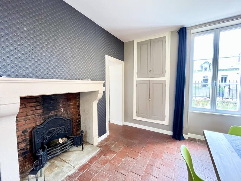 Maison - 163 m² - 6 pièces