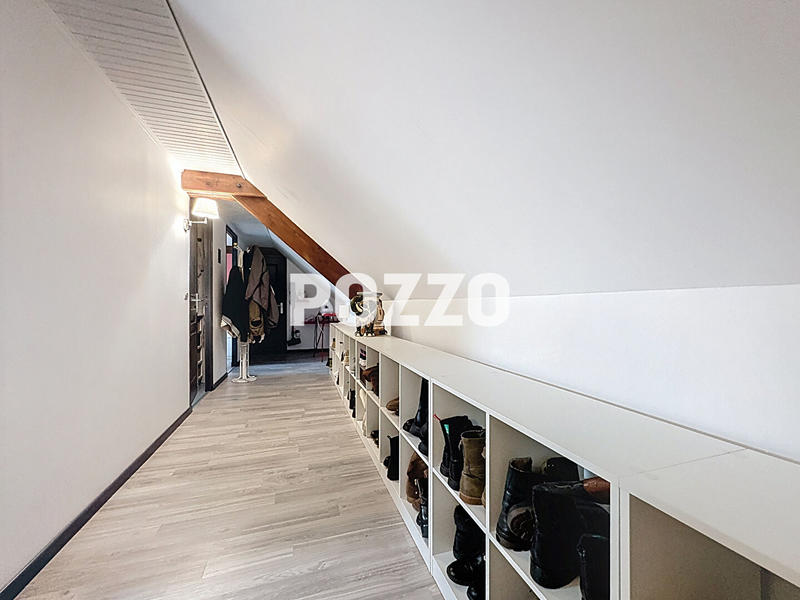 Maison - 101 m² - 6 pièces