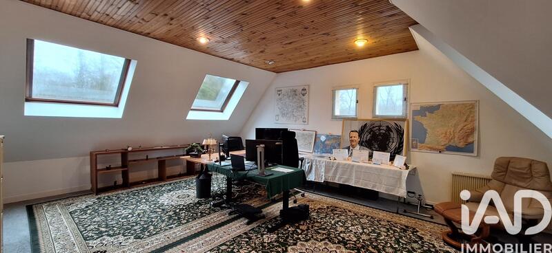 Maison - 177 m² - 5 pièces