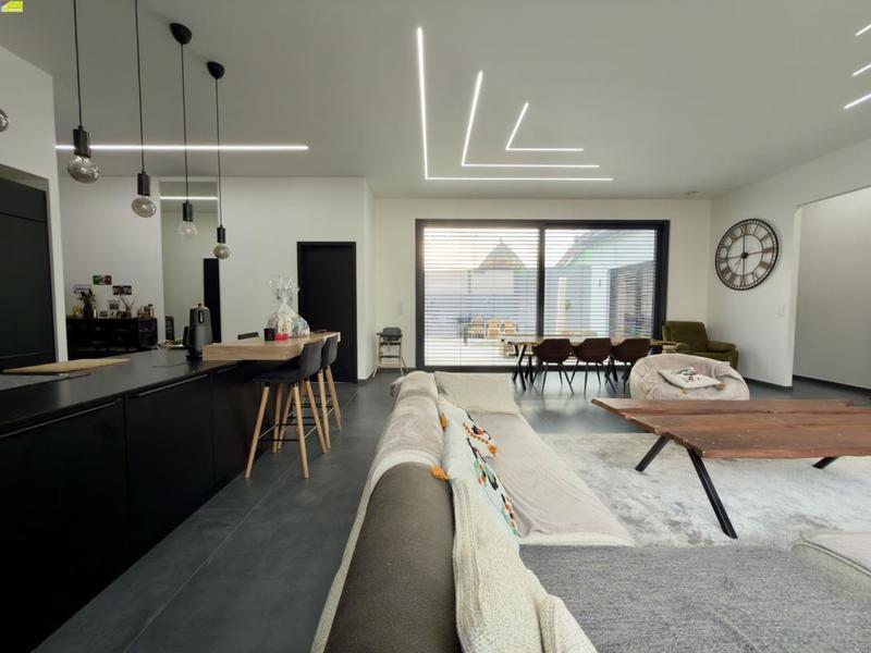 Maison - 165 m² - 5 pièces